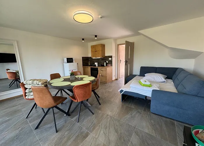 Domki I Apartamenty Wypoczynkowe Z Jacuzzi Lidzbark