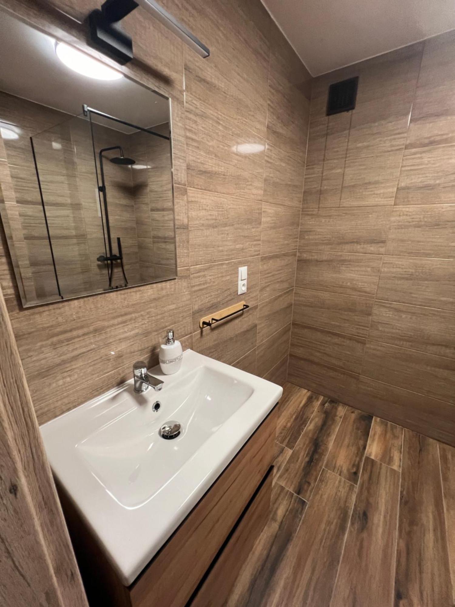 Apartment I Wypoczynkowe Z Jacuzzi Lidzbark Lidzbark Welski